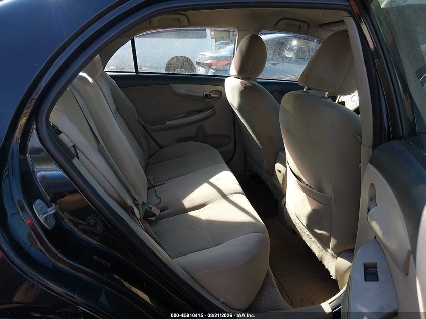 2011 TOYOTA COROLLA auction photo 8