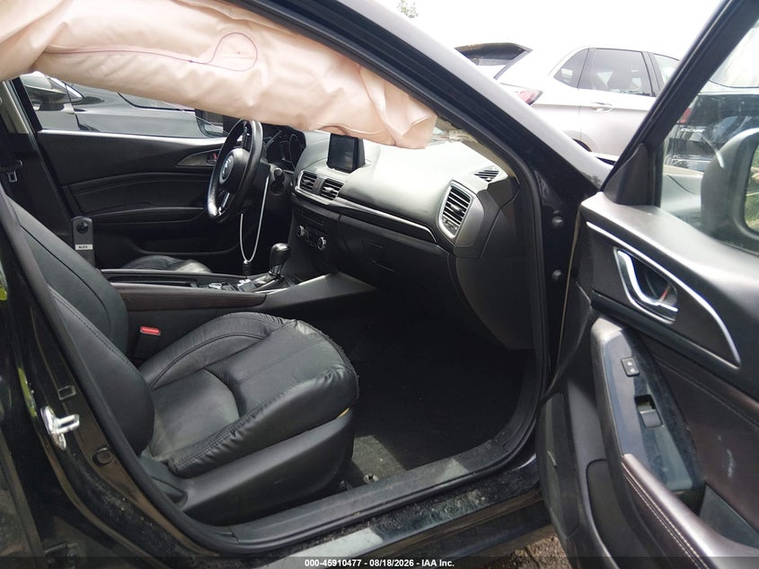 2018 MAZDA MAZDA3 auction photo 5
