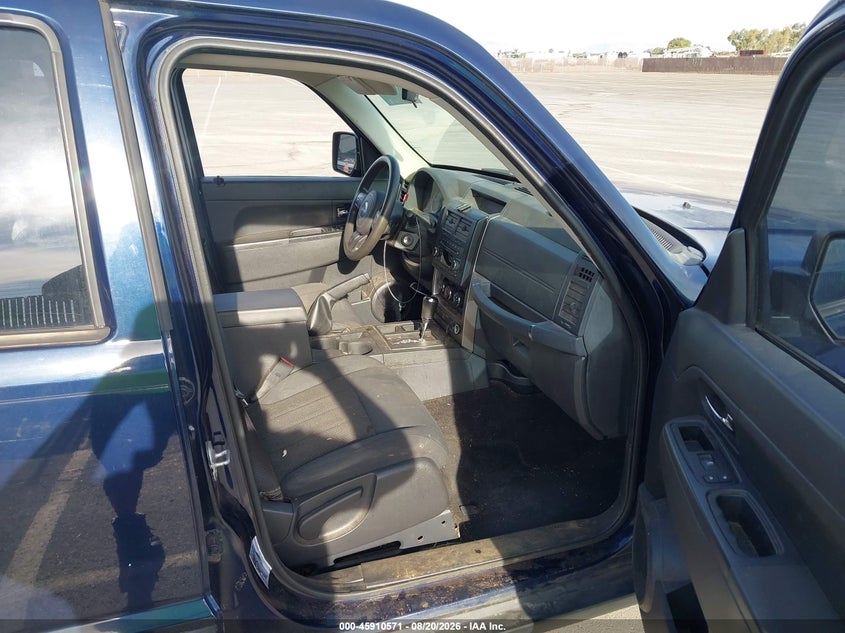 2012 JEEP LIBERTY auction photo 5