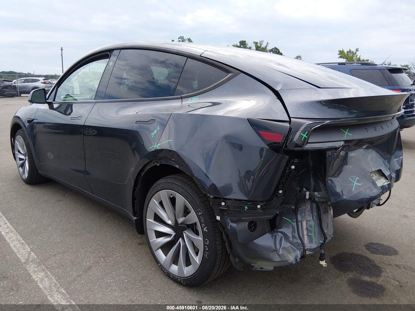 TESLA MODEL Y 2026 VIN 7SAYGDEE3TA390463