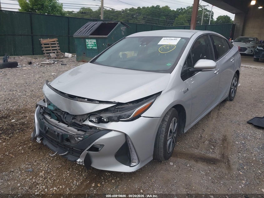 2017 Toyota Prius, Front End, IAAI, VIN JTDKARFP3H3049637 — photo 2