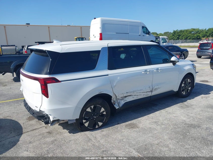 2027 KIA CARNIVAL auction photo 4