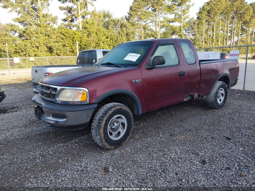 1997 Ford F-150 Lariat/Xl/Xlt, Normal Wear & Tear, IAAI, VIN 1FTDX18W1VNC92487 — photo 2