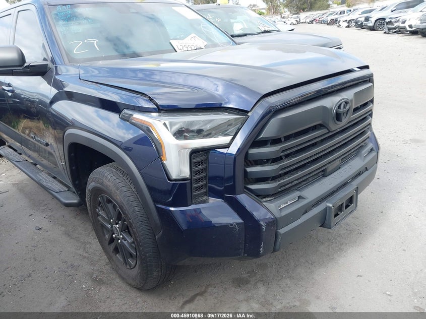 TOYOTA TUNDRA - zdjęcie 1