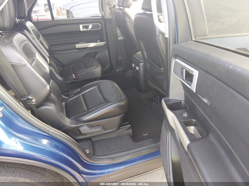 Фото 8 - FORD EXPLORER