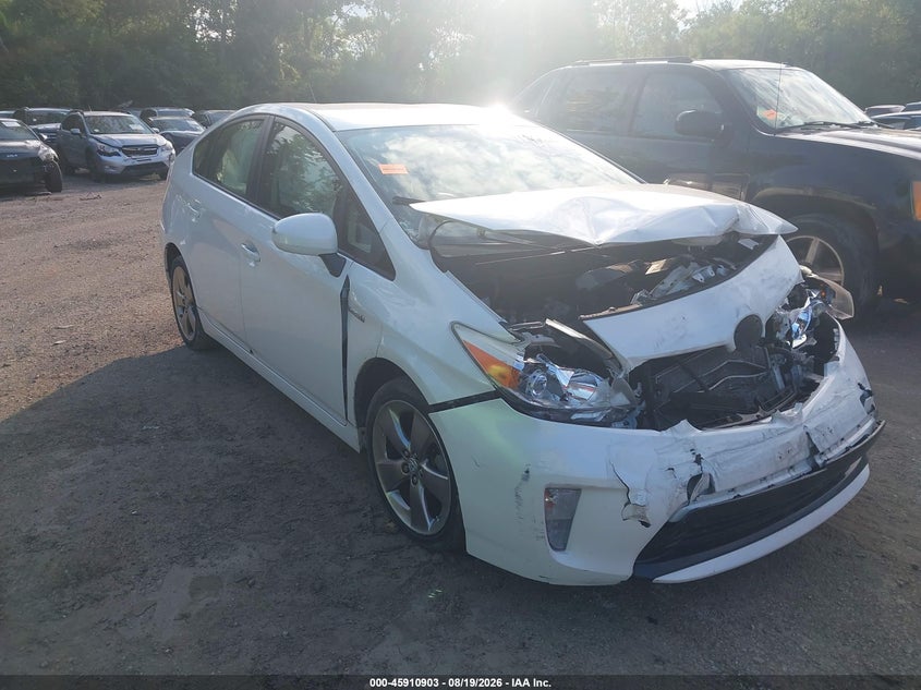 2013 TOYOTA PRIUS auction photo 1