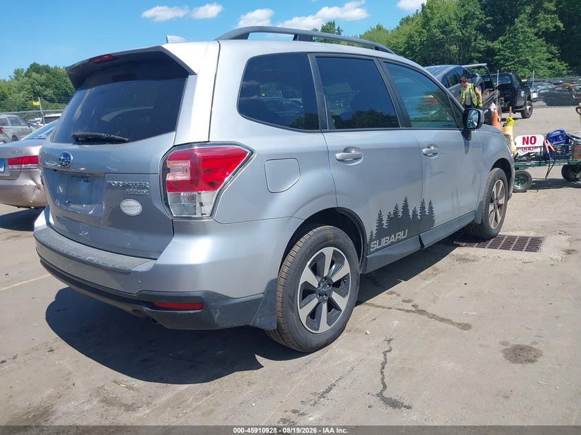 2017 SUBARU FORESTER auction photo 4