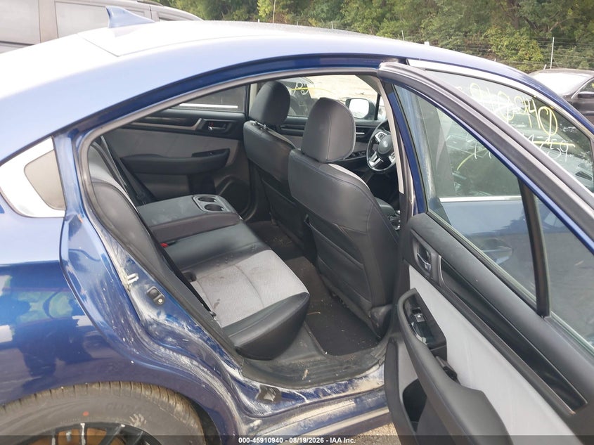 2017 SUBARU LEGACY auction photo 8
