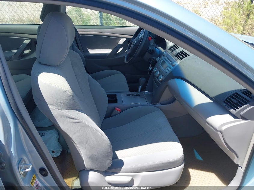 2008 TOYOTA CAMRY auction photo 5