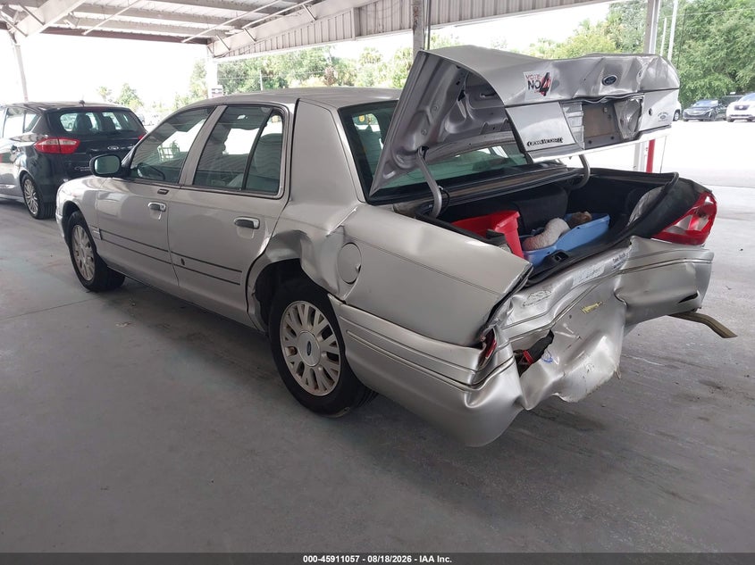 2005 FORD CROWN VICTORIA auction photo 3
