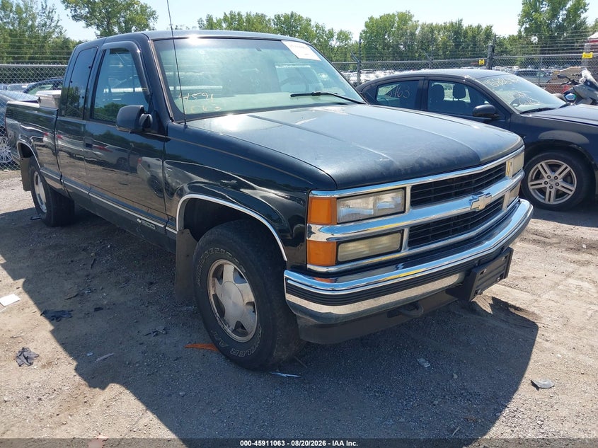 1997 CHEVROLET K1500 auction photo 1