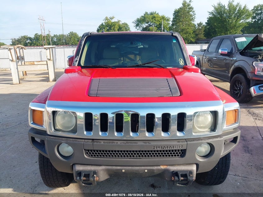 HUMMER H3 SUV 2006 VIN 5GTDN136668308740