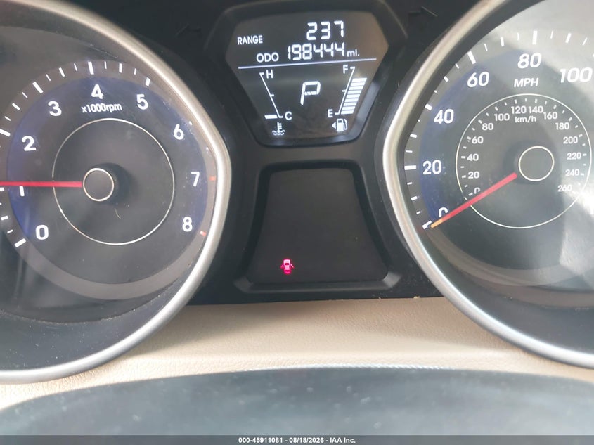 2013 HYUNDAI ELANTRA auction photo 7