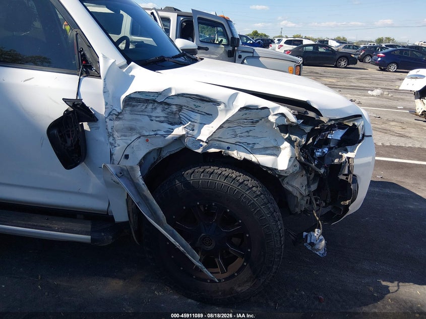 2015 TOYOTA 4RUNNER auction photo 6