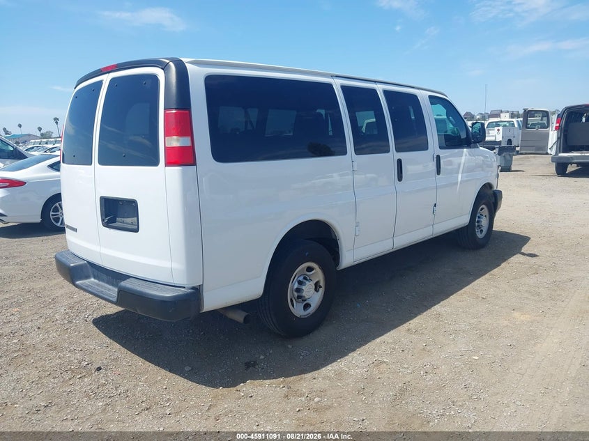 2018 CHEVROLET EXPRESS 2500 auction photo 4