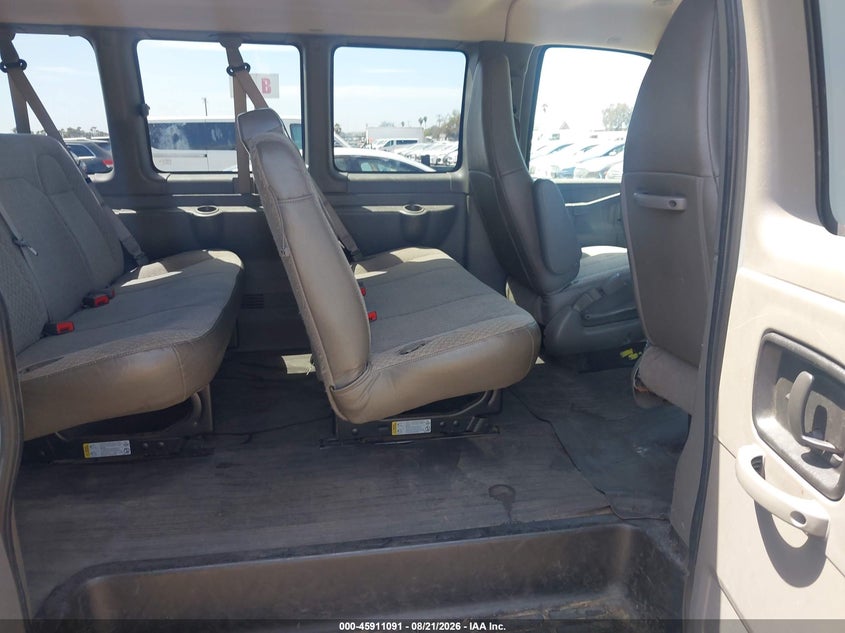 2018 CHEVROLET EXPRESS 2500 auction photo 8