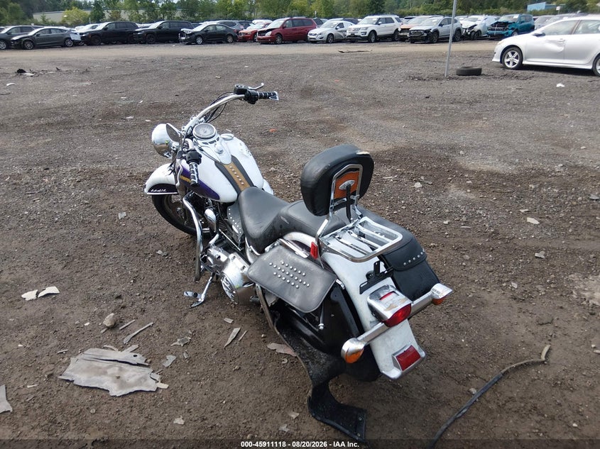 2010 HARLEY-DAVIDSON FLSTC auction photo 3