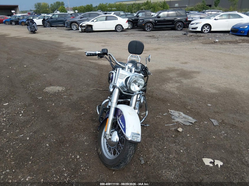 2010 HARLEY-DAVIDSON FLSTC auction photo 5