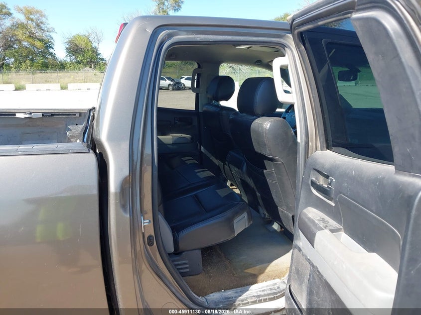 2010 TOYOTA TUNDRA auction photo 8