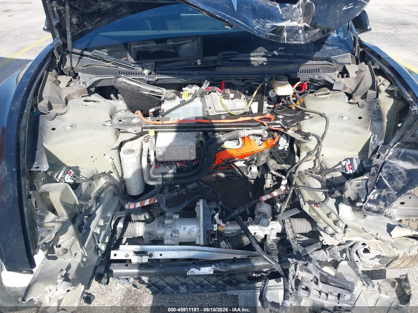 Фото 10 - TESLA MODEL 3