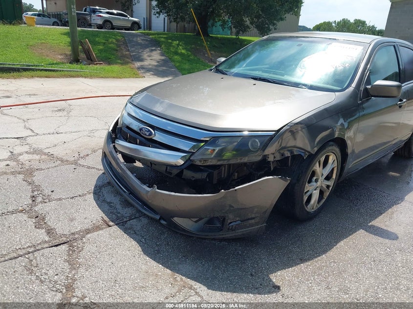 2010 FORD FUSION auction photo 6