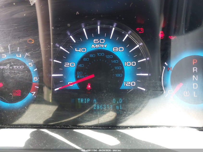 2010 FORD FUSION auction photo 7