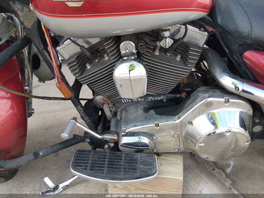 HARLEY-DAVIDSON FLHR 2004