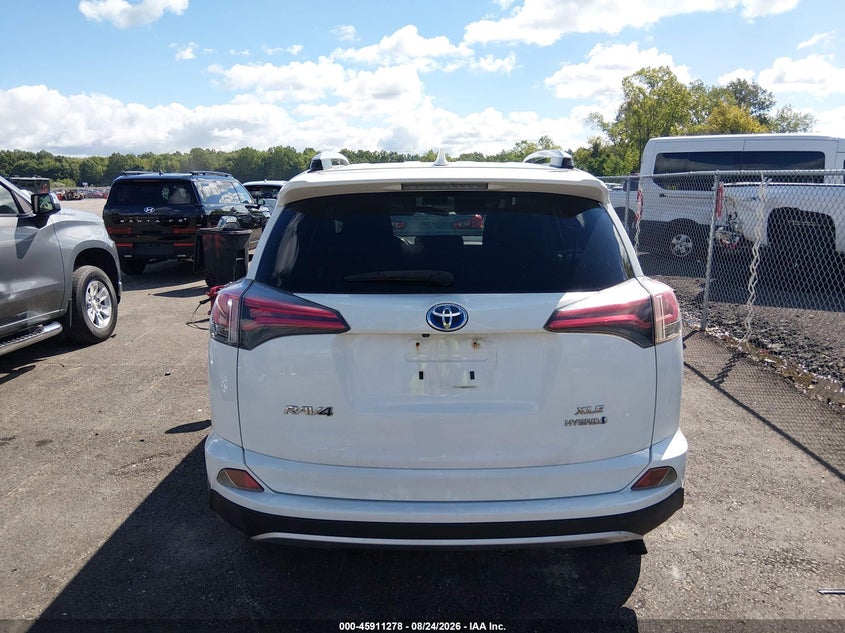 TOYOTA RAV4 HYBRID - zdjęcie 16