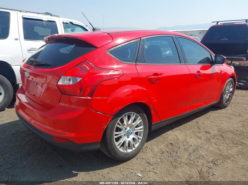 Vin: 1fahp3k29cl411100, lot: 46410357, ford focus se 20124