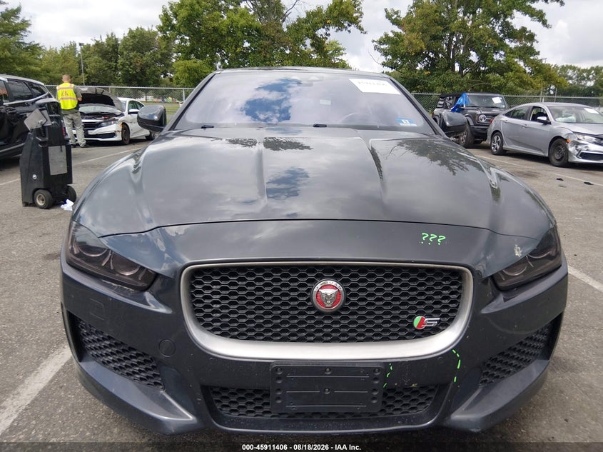 JAGUAR XE 2018 VIN SAJAM4FV0JCP18118