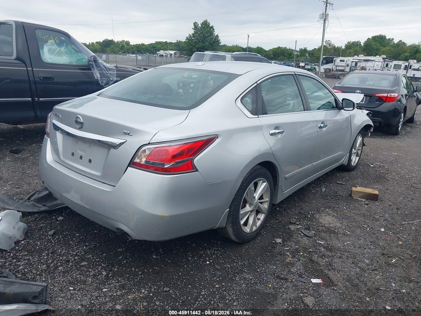 2015 NISSAN ALTIMA auction photo 4