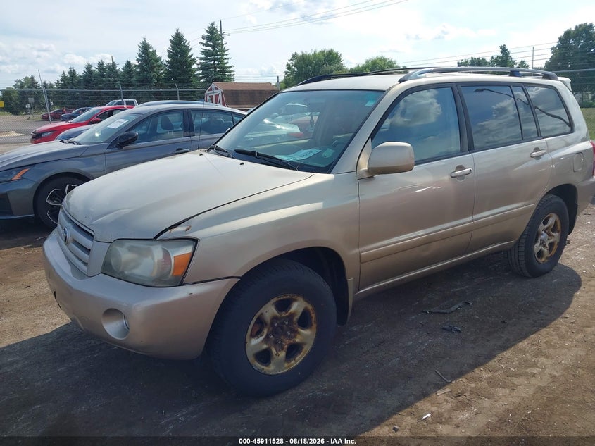 2007 Toyota Highlander, Normal Wear & Tear, IAAI, VIN JTEGD21A270166189 — photo 2