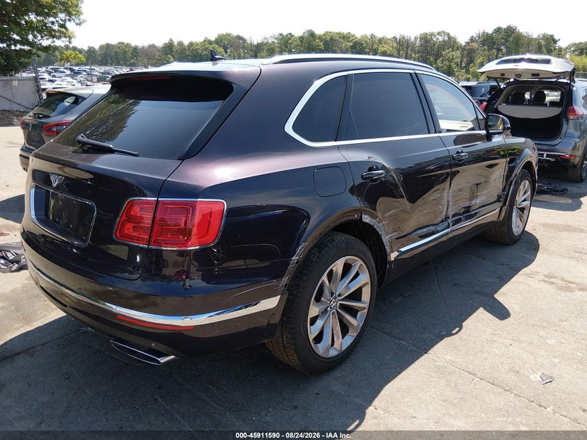 2017 BENTLEY BENTAYGA auction photo 4