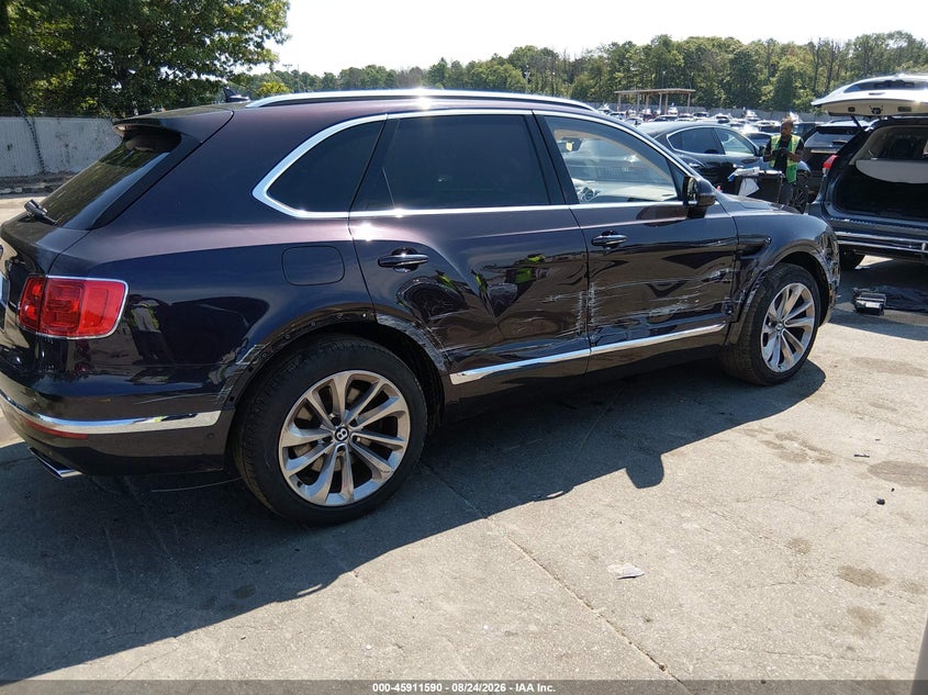 2017 BENTLEY BENTAYGA auction photo 6