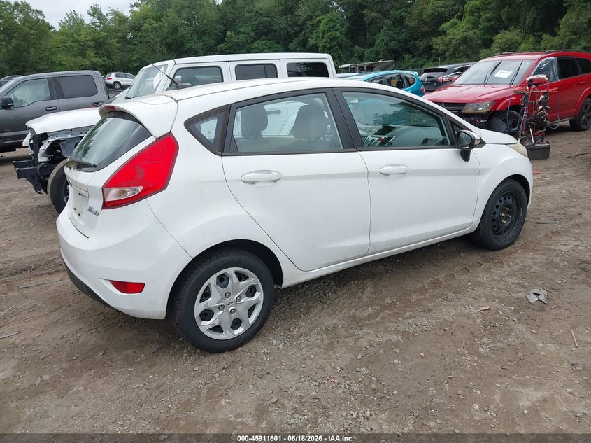 2013 FORD FIESTA auction photo 4