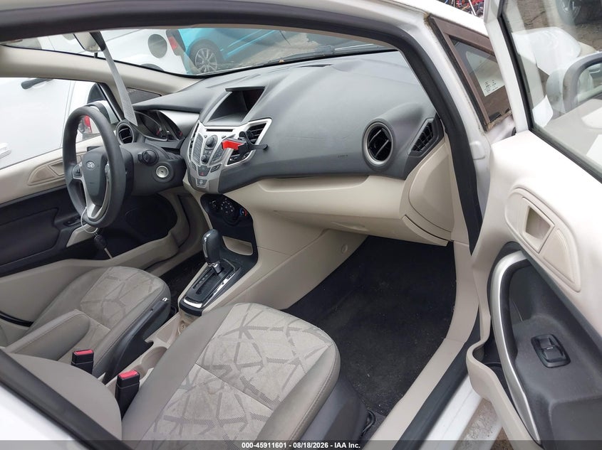 2013 FORD FIESTA auction photo 5