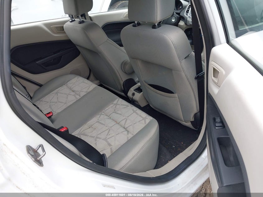 2013 FORD FIESTA auction photo 8