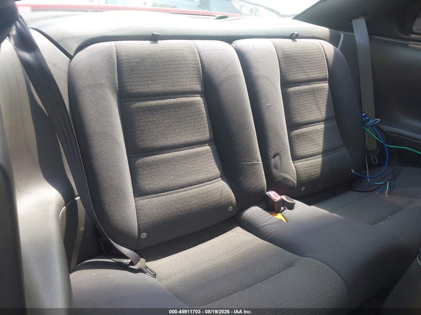 2004 FORD MUSTANG auction photo 8