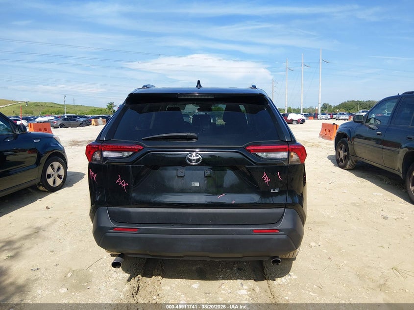 TOYOTA RAV4 - zdjęcie 16