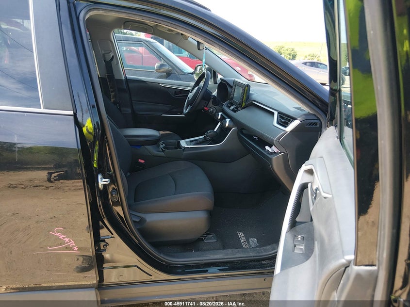 TOYOTA RAV4 - zdjęcie 5