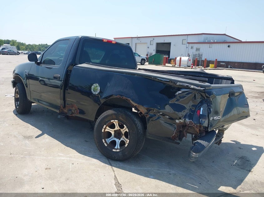 2002 Ford F-150, Удар ззаду, IAAI, VIN 1FTRF17W22NA26370 — фото 2