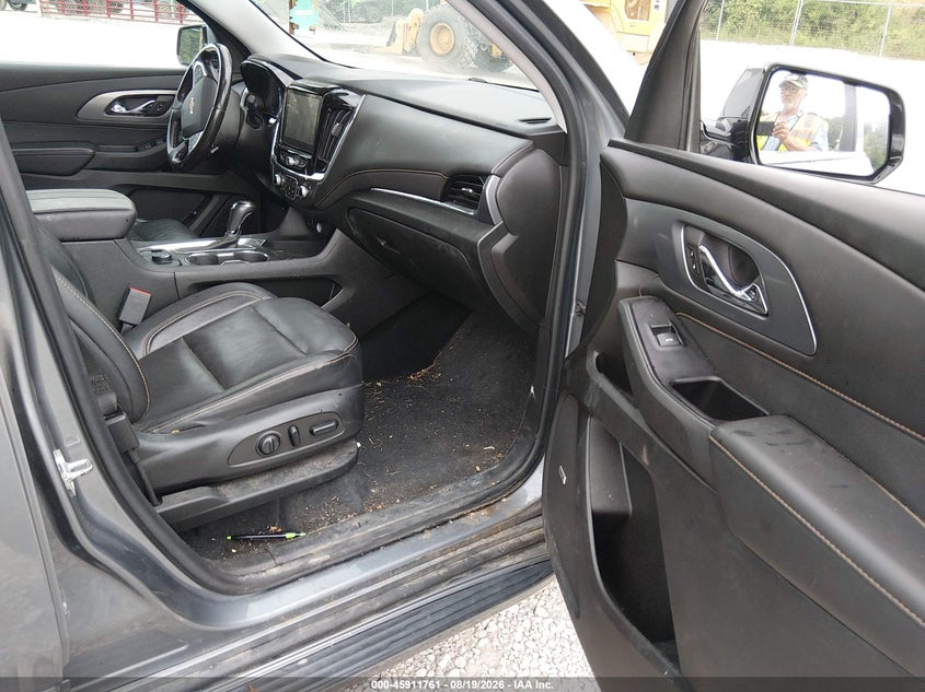 2018 CHEVROLET TRAVERSE auction photo 5