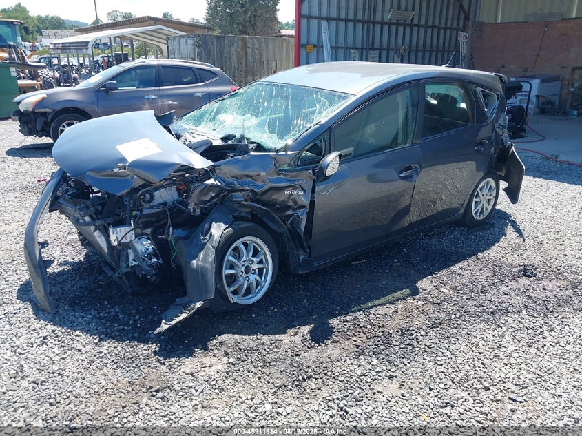 2013 Toyota Prius v (+), Front & Rear, IAAI, VIN JTDZN3EU2D3230519 — photo 2