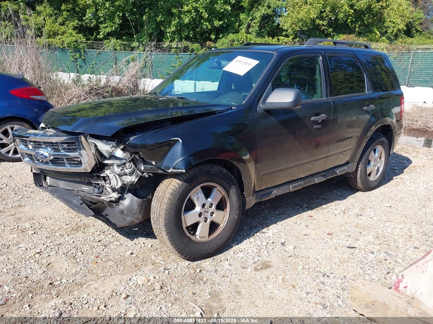 2012 FORD ESCAPE auction photo 2
