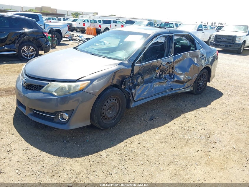 2013 Toyota Camry, Normal Wear & Tear, IAAI, VIN 4T1BF1FK5DU709362 — photo 2