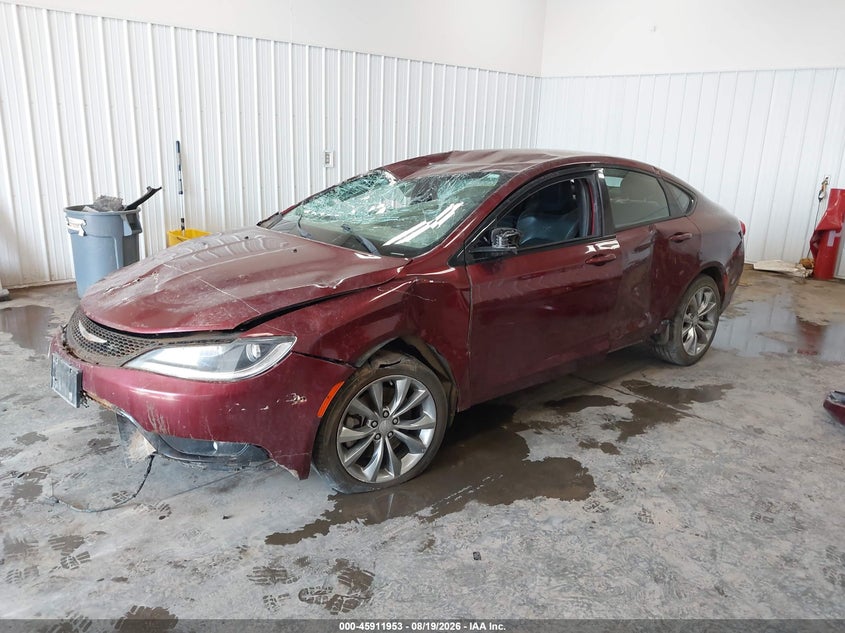 2015 Chrysler 200, Переворот, IAAI, VIN 1C3CCCDG6FN553586 — фото 2