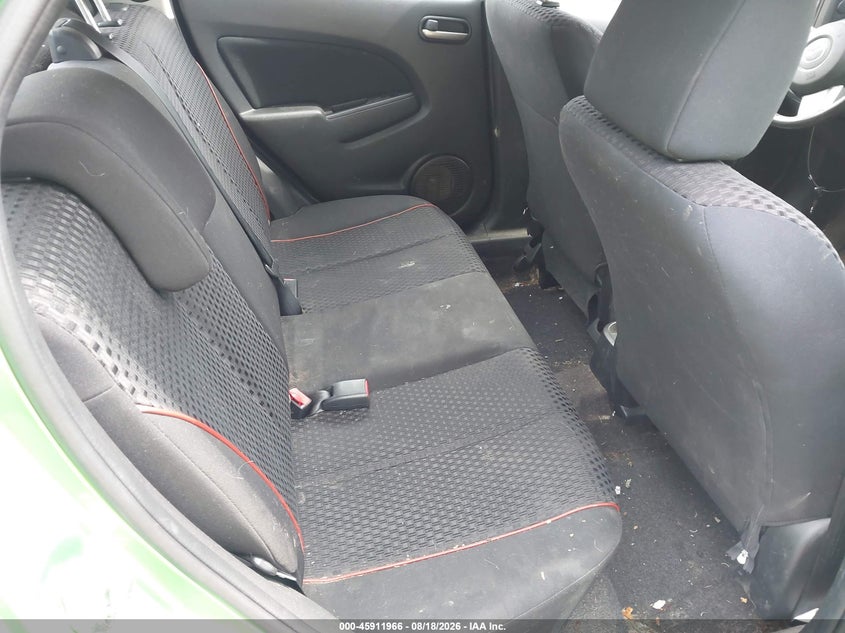 MAZDA MAZDA2 2011 VIN JM1DE1HY1B0131136