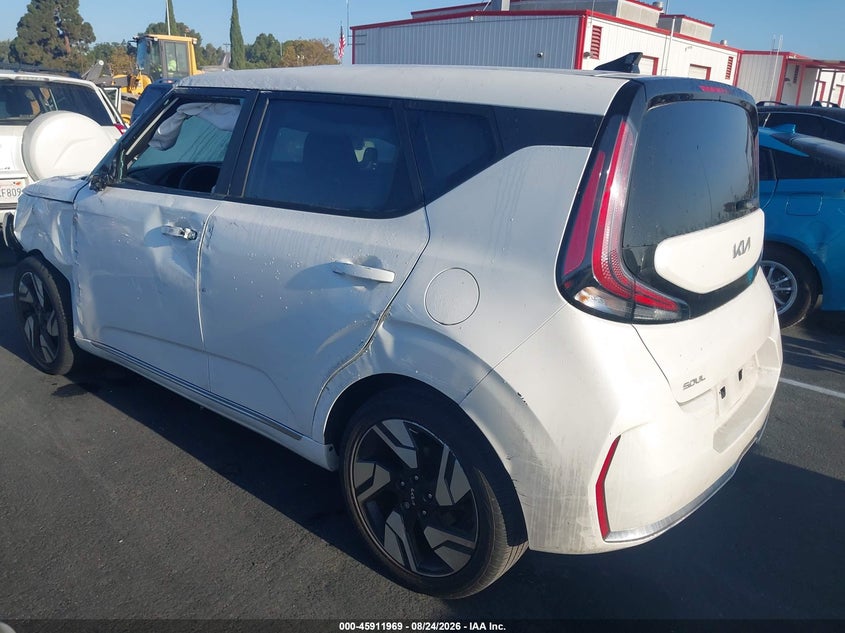 2023 KIA SOUL auction photo 3