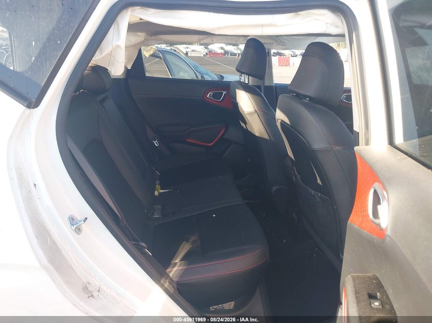 2023 KIA SOUL auction photo 8
