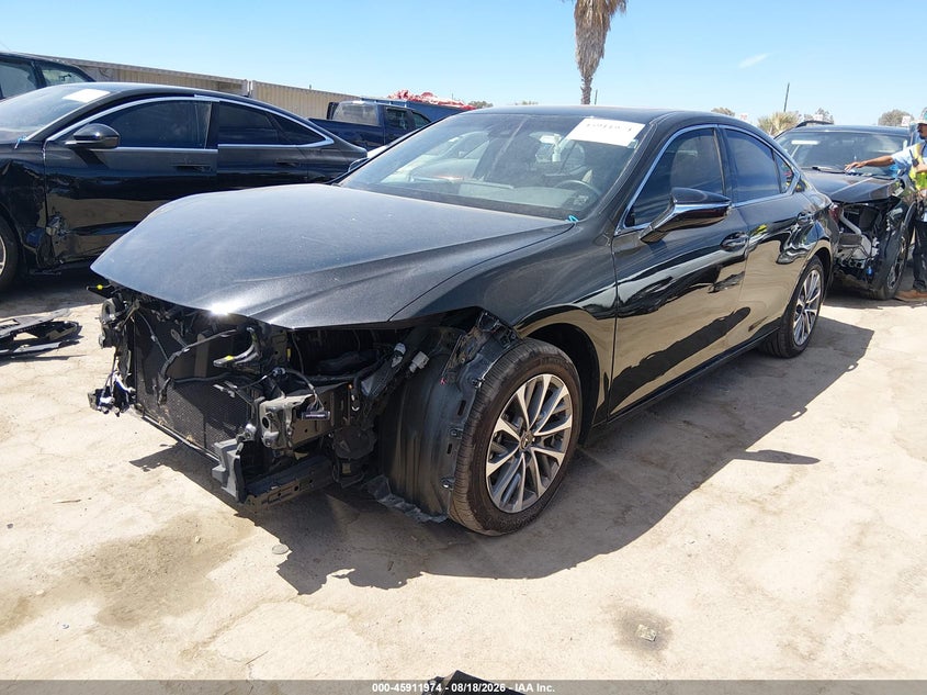 2025 Lexus ES, Right Front, IAAI, VIN 58ACZ1B18SU201076 — photo 2